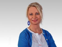 Ansprechpartner Frau Rosalie Mucke (Leiterin Personal)