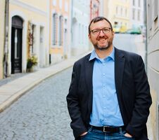 Ansprechpartner Herr Stefan Waurich