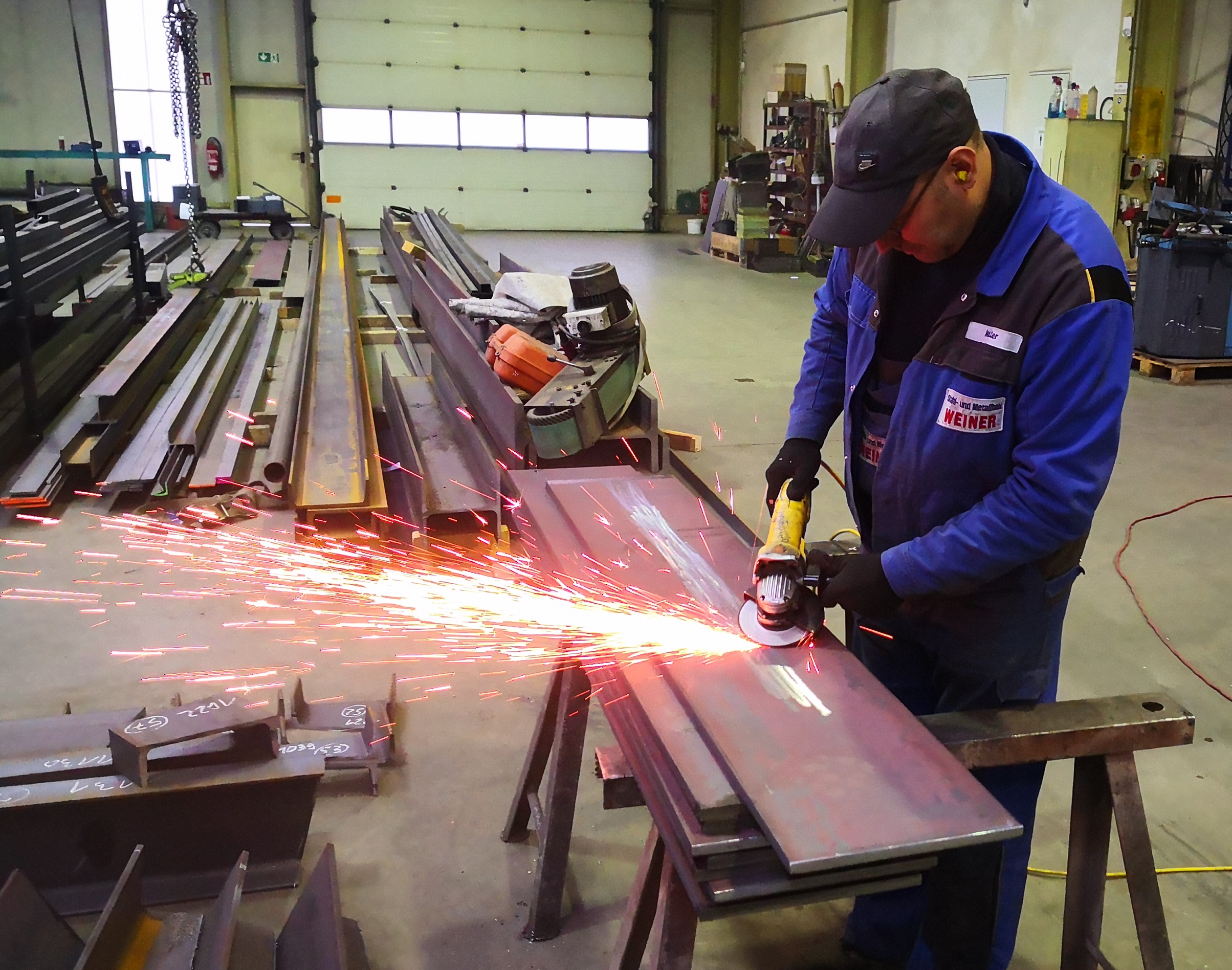 Bild zur Stelle Ferienarbeit - Metallbau