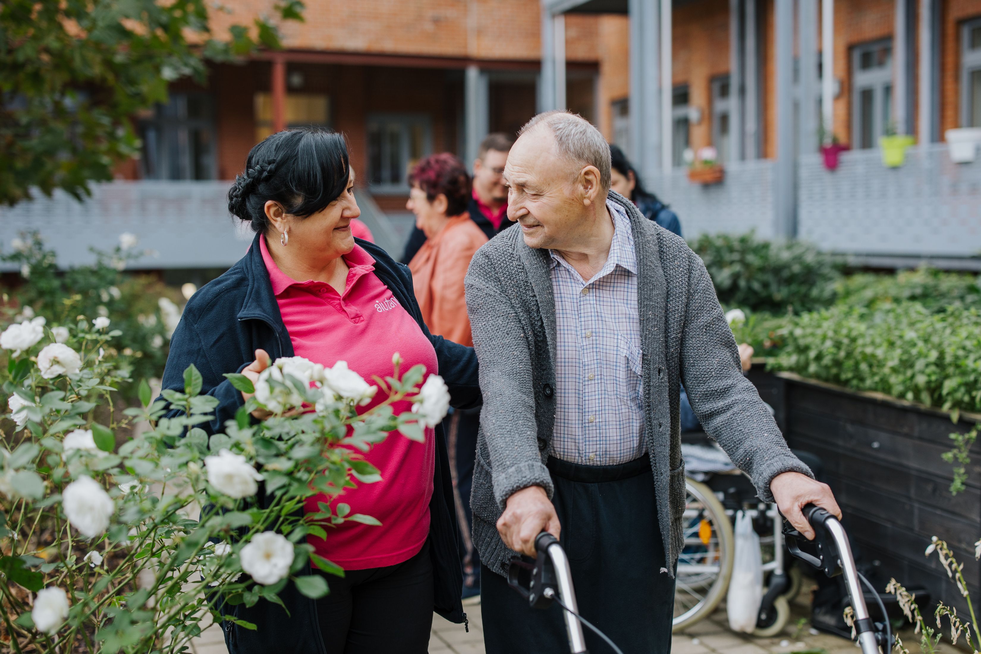 Bild zur Stelle Pflegehelfer mit LG1-Schein | ambulante Pflege (m/w/d)